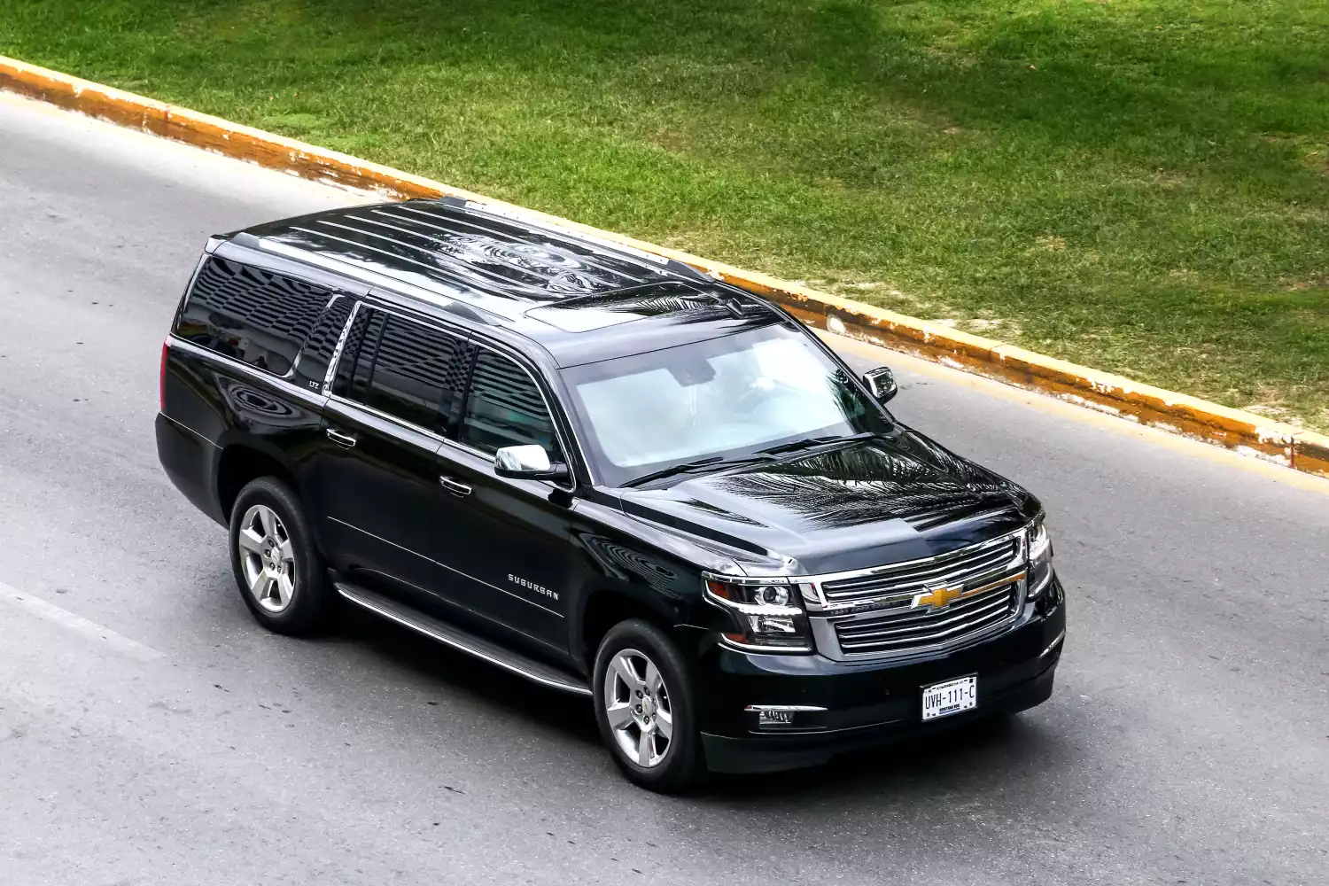 car garbage can for Chevrolet Suburban